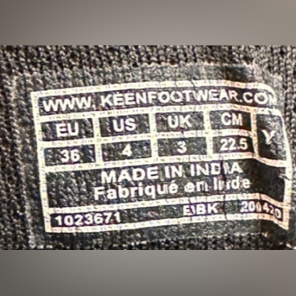 371. Kids KEEN Waterproof Gray Hiking Boots - Picture 15 of 16